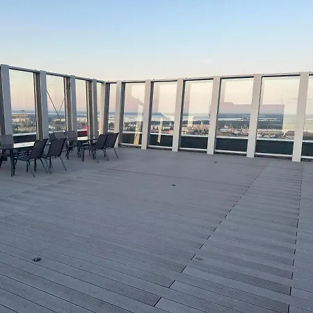 Silence Hanza Tower