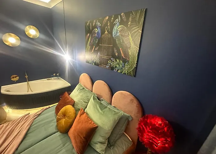 Апартаменты Silence Hanza Tower